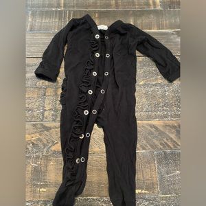 Black spearmint love ruffle butt footie newborn like new